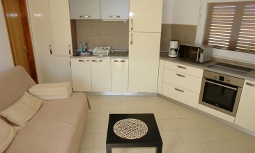 Kuća Maša, Apartman 2+1 b, Murter