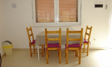 Kuća Maša, Apartman 2+1 b, Murter