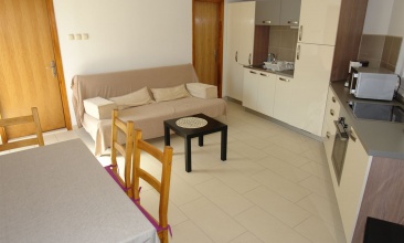 Kuća Maša, Apartman 2+1 b, Murter