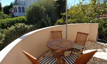 Kuća Maša, Apartman 2+1 b, Murter