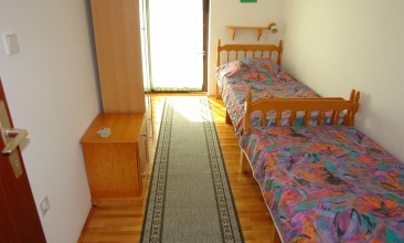 Kuća Milka, Apartman 4, Murter