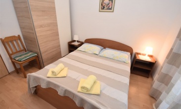 Kuća Mira, Apartman 4+1, Murter