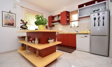 Kuća Mira, Apartman 4+1, Murter