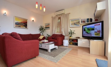 Kuća Mira, Apartman 4+1, Murter