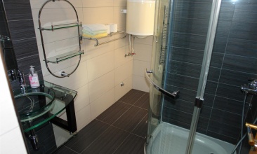 Kuća Mirela, Apartman 2+2 a, Tisno