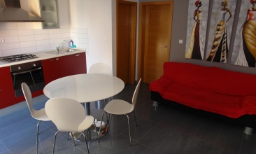 Kuća Mirela, Apartman 2+2 b, Tisno