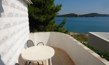 Kuća Puh, Apartman 2+2, Betina