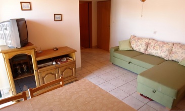 Kuća Verna, Apartman 2+1 a, Jezera
