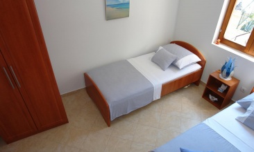 Kuća Vesna 2, Apartman 4+1, Betina