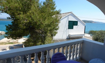 Kuća Vesna 2, Apartman 4+1, Betina