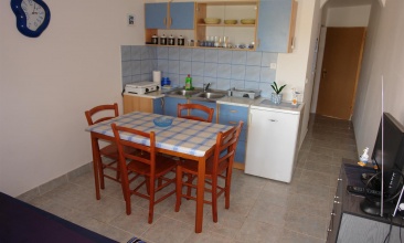 Kuća Vesna, Apartman 2+2 c, Murter