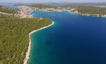 Plaža Iza Andrije, Tisno, Otok Murter