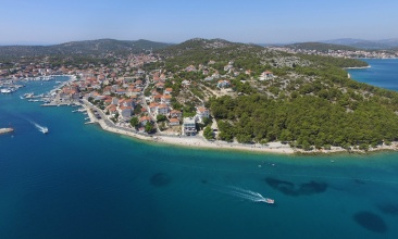 Plaža Zaratić, Jezera, Otok Murter